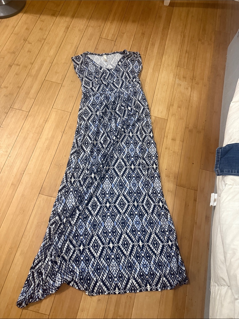 Navy Blue Geometric Maxi Dress - Women's Sleeveless V-Neck